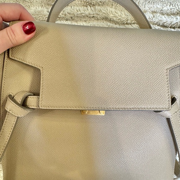 CELINE Micro Belt Bag, like new - Picture 8 of 12